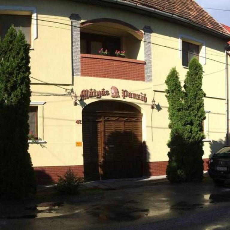 Matyas Panzio Bed & Breakfast Szeged Bagian luar foto
