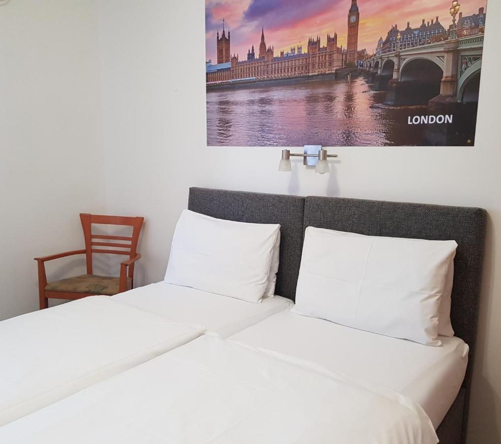 Matyas Panzio Bed & Breakfast Szeged Bagian luar foto