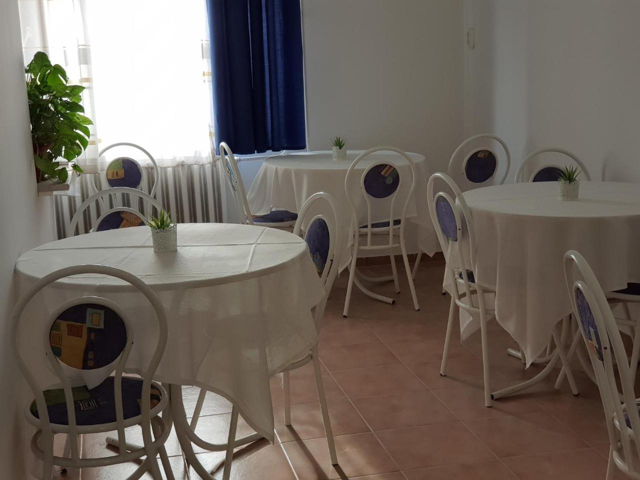 Matyas Panzio Bed & Breakfast Szeged Bagian luar foto